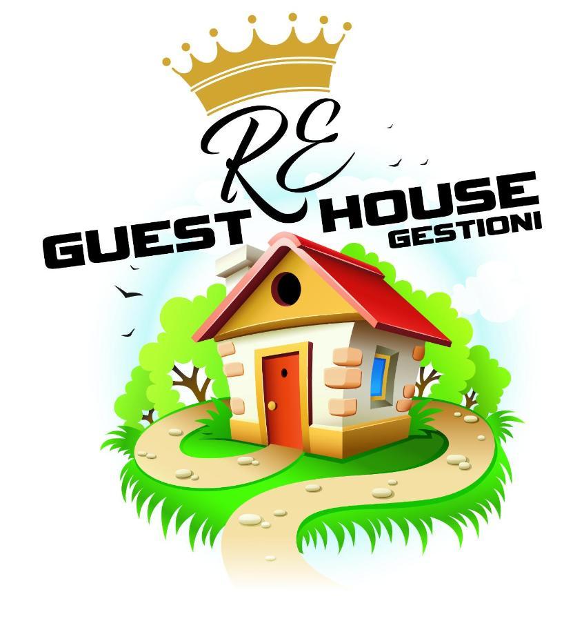 Guest House Simonazzi Reggio Emilia Bagian luar foto