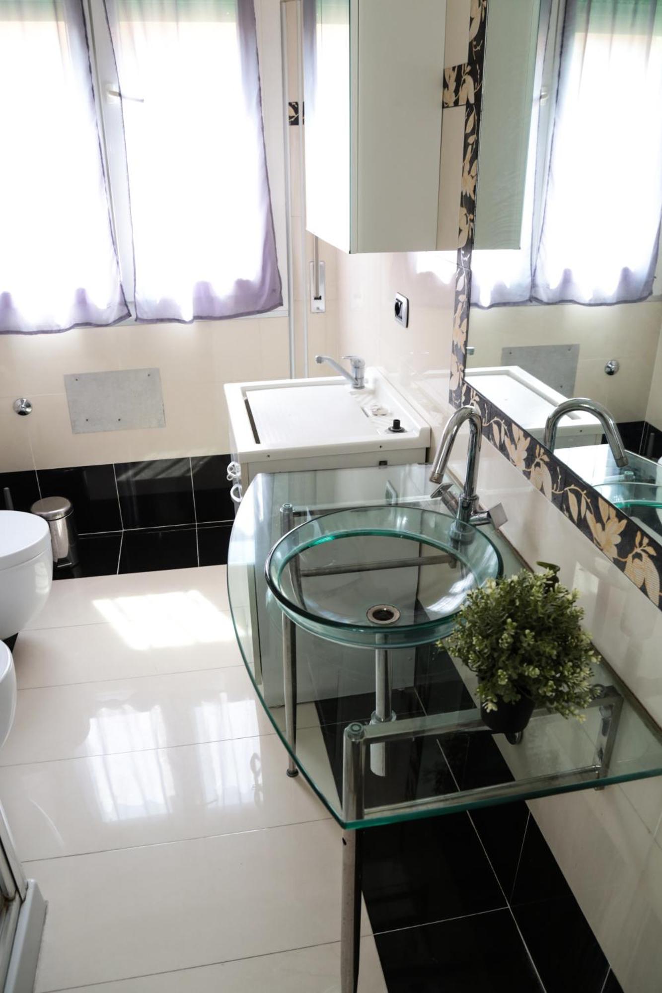 Guest House Simonazzi Reggio Emilia Bagian luar foto