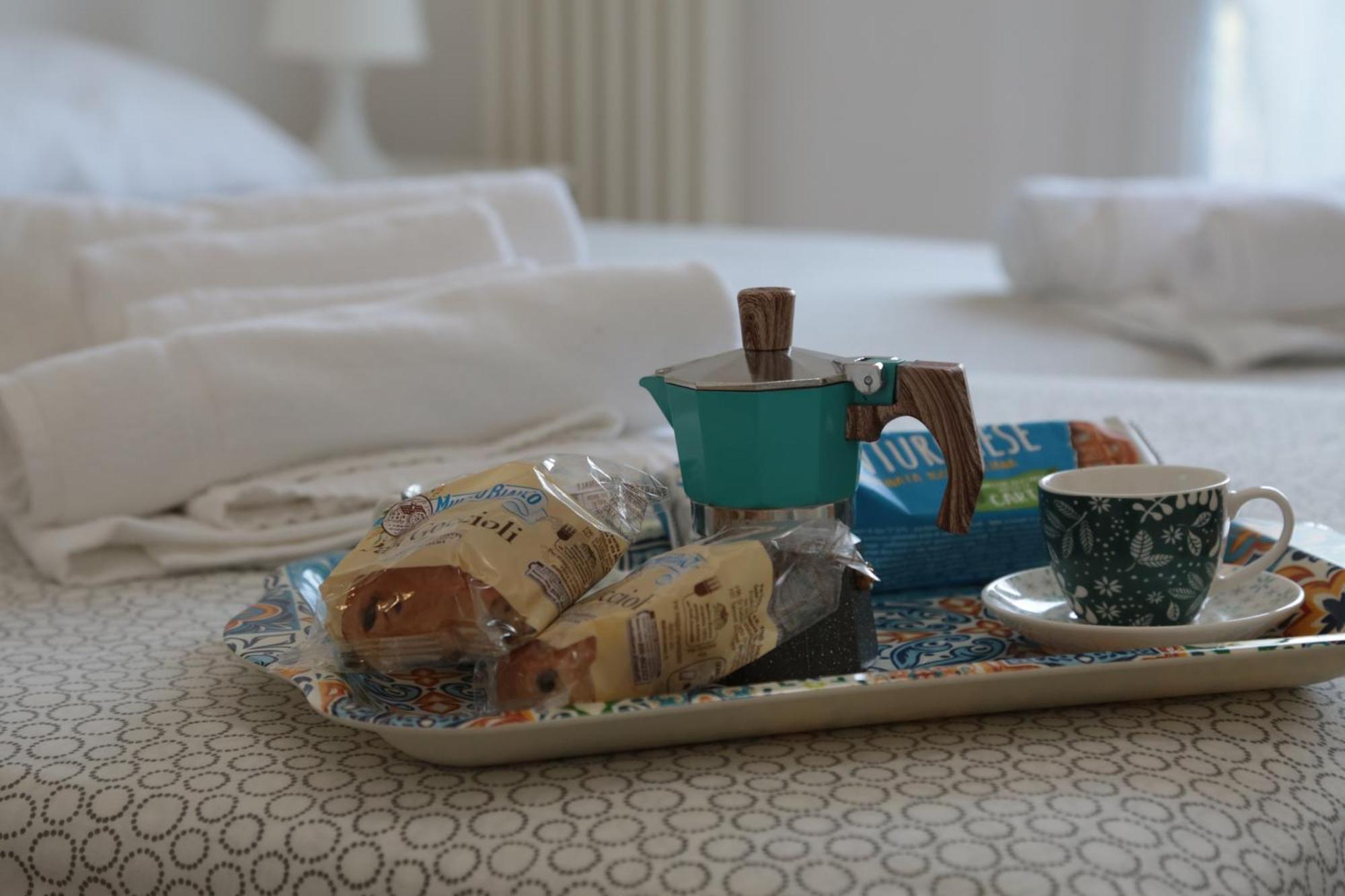 Guest House Simonazzi Reggio Emilia Bagian luar foto