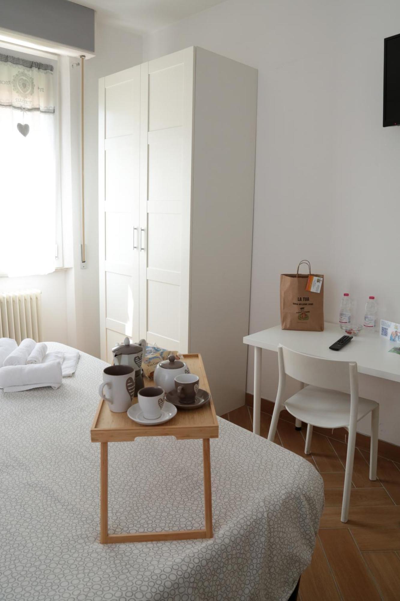 Guest House Simonazzi Reggio Emilia Bagian luar foto